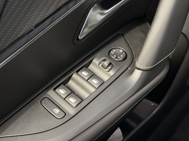 Vehicle Image 45