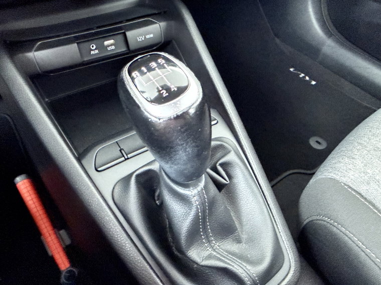 Vehicle Image 31