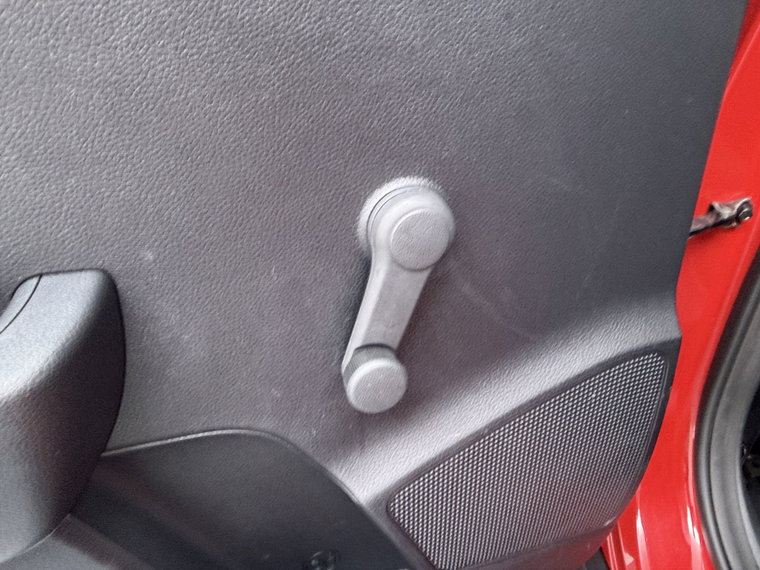 Vehicle Image 34