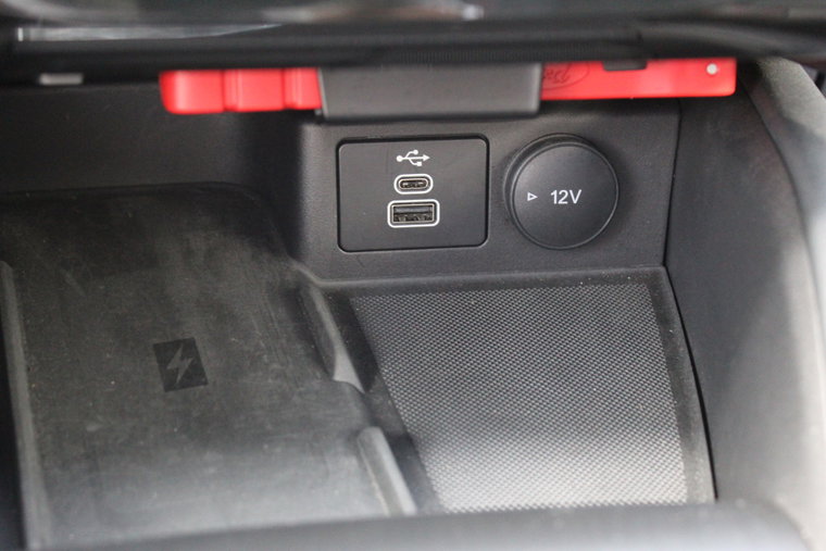 Vehicle Image 34