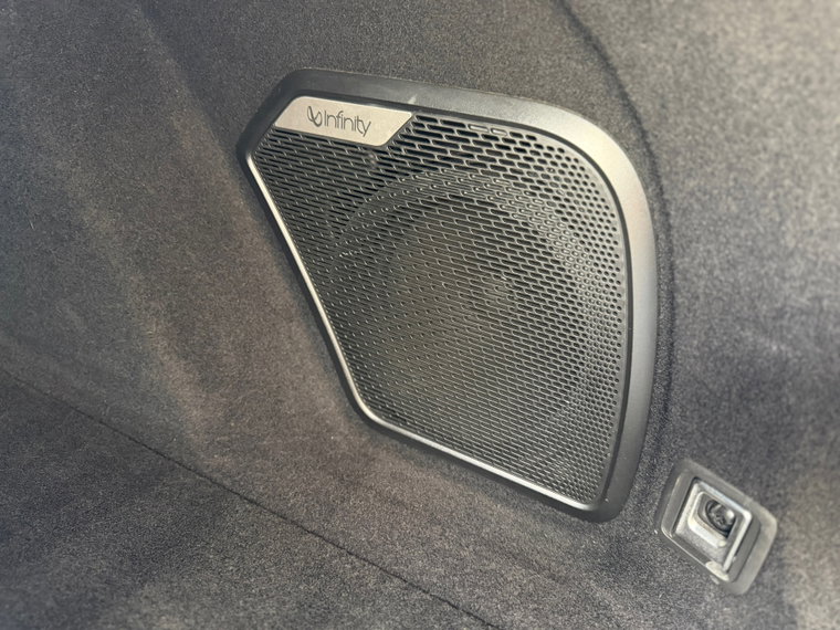 Vehicle Image 46
