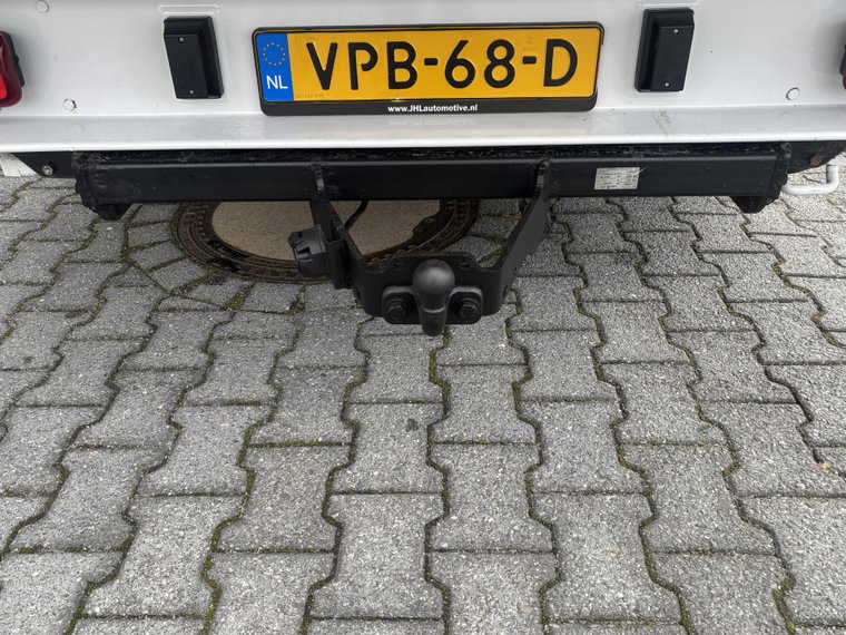 Vehicle Image 29