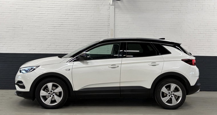 Vehicle Image 7