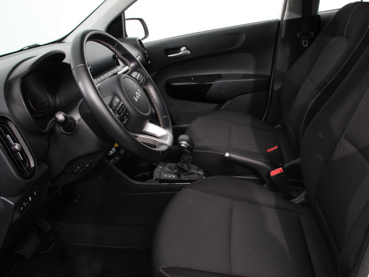 Vehicle Image 26