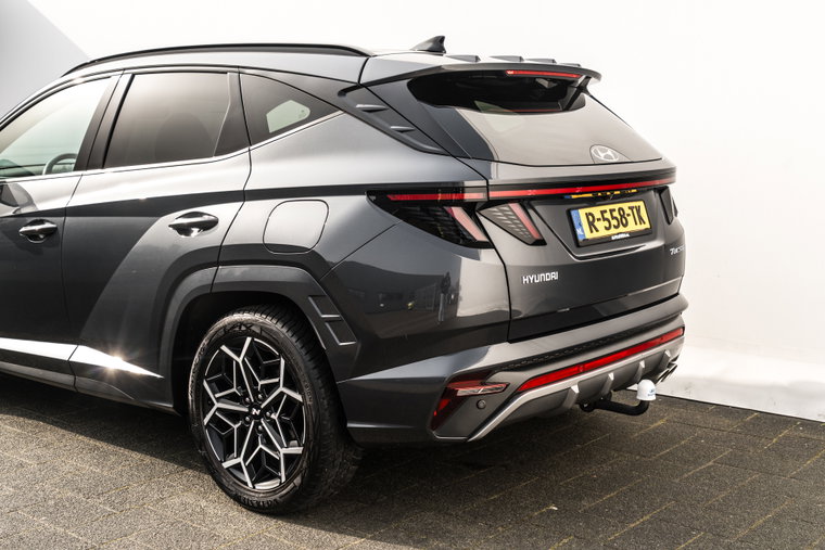 Vehicle Image 23