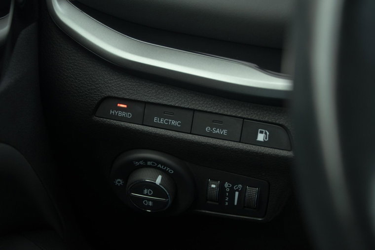 Vehicle Image 24
