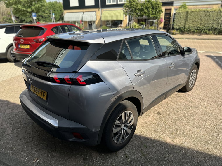 Vehicle Image 39