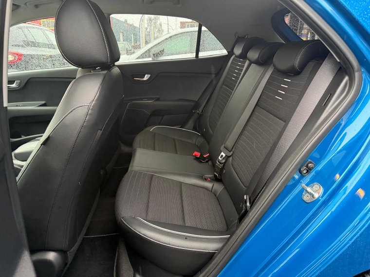 Vehicle Image 27