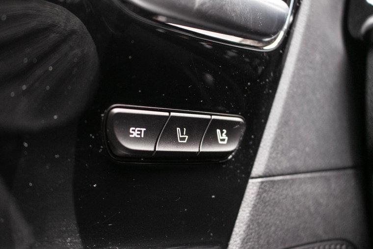 Vehicle Image 27