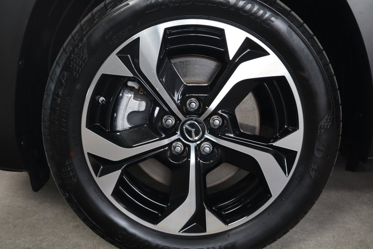 Vehicle Image 20