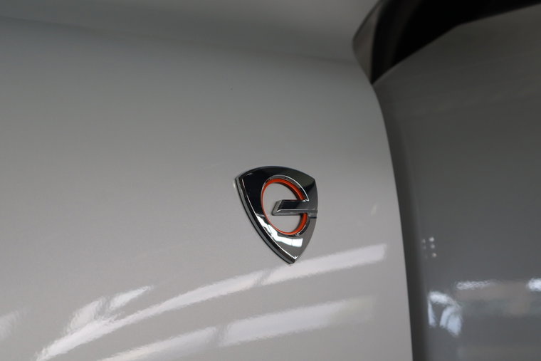 Vehicle Image 25