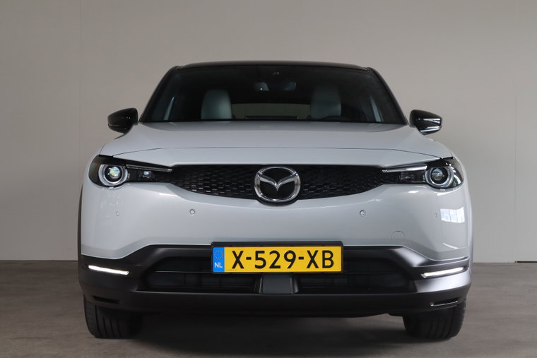 Vehicle Image 38