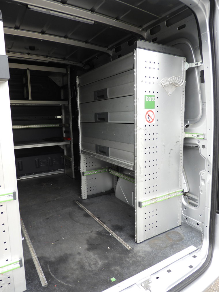 Vehicle Image 23