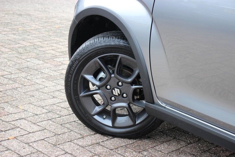 Vehicle Image 12