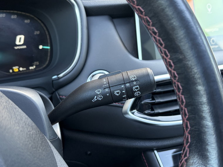 Vehicle Image 33