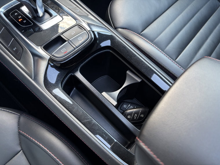 Vehicle Image 36