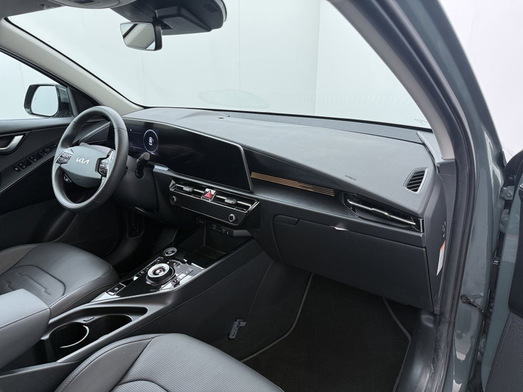 Vehicle Image 40