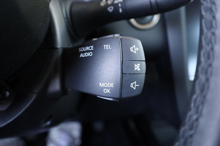 Vehicle Image 33