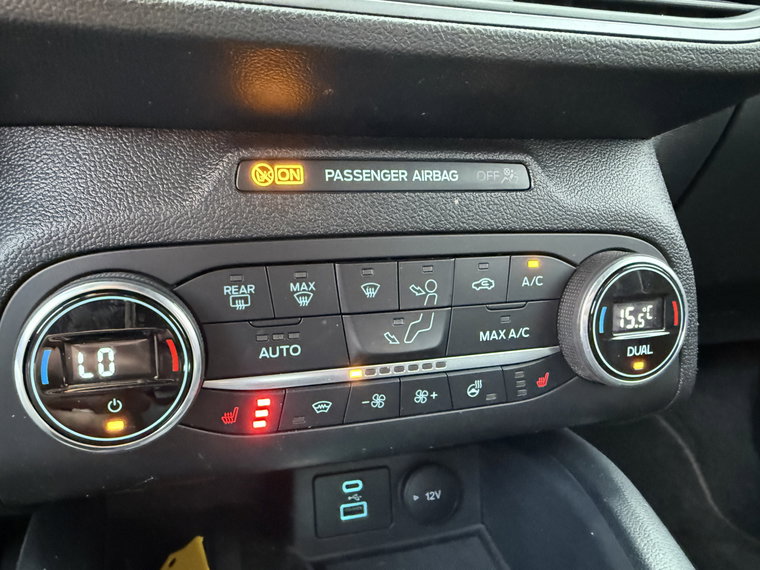 Vehicle Image 24