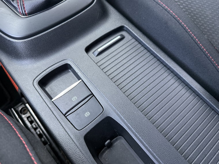 Vehicle Image 28