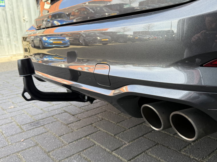 Vehicle Image 38