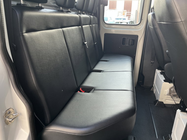 Vehicle Image 37