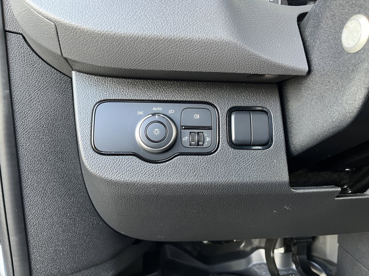 Vehicle Image 41