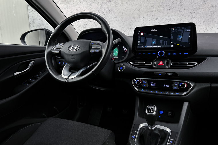 Vehicle Image 12