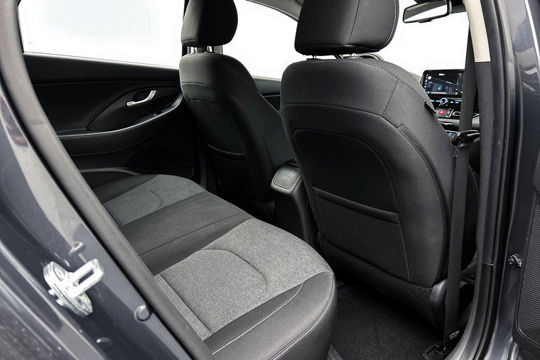 Vehicle Image 15