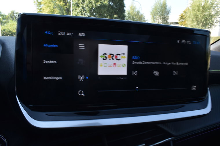 Vehicle Image 21