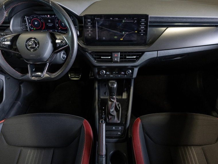 Vehicle Image 32