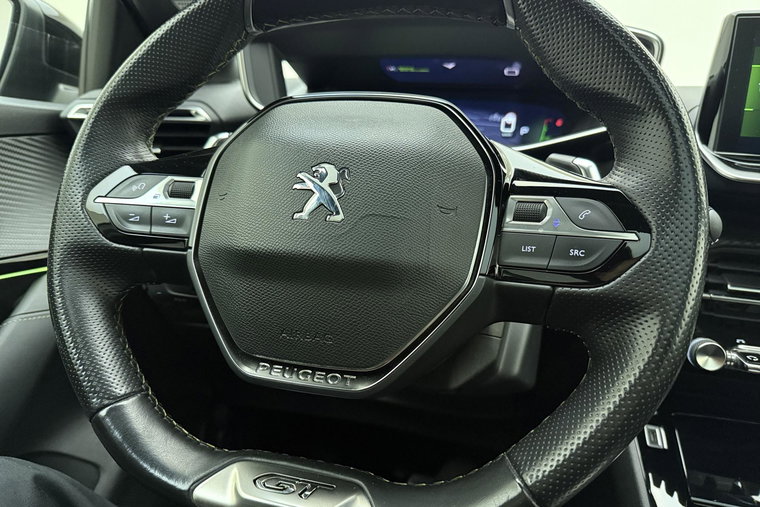 Vehicle Image 23