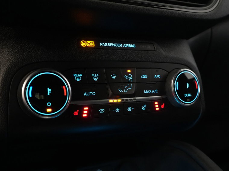 Vehicle Image 26