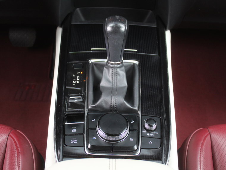 Vehicle Image 29