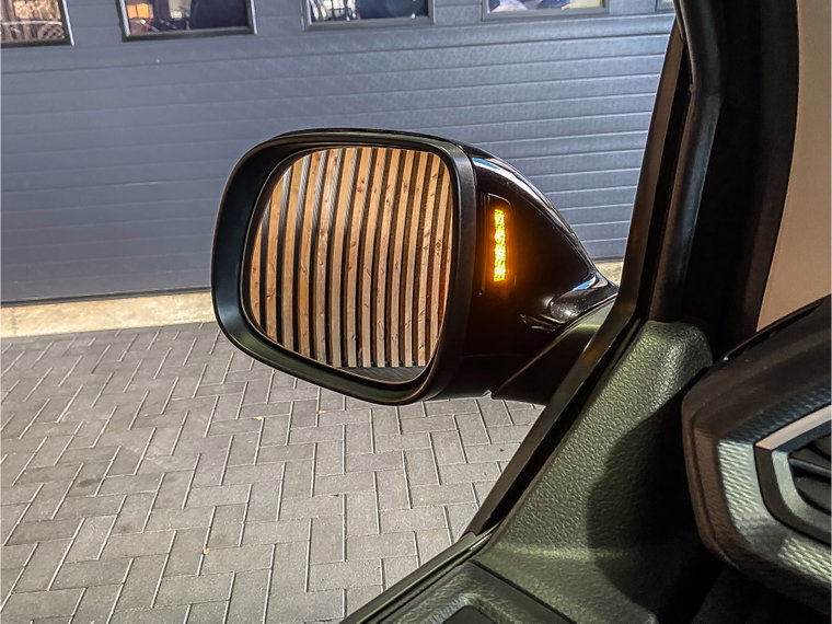 Vehicle Image 39