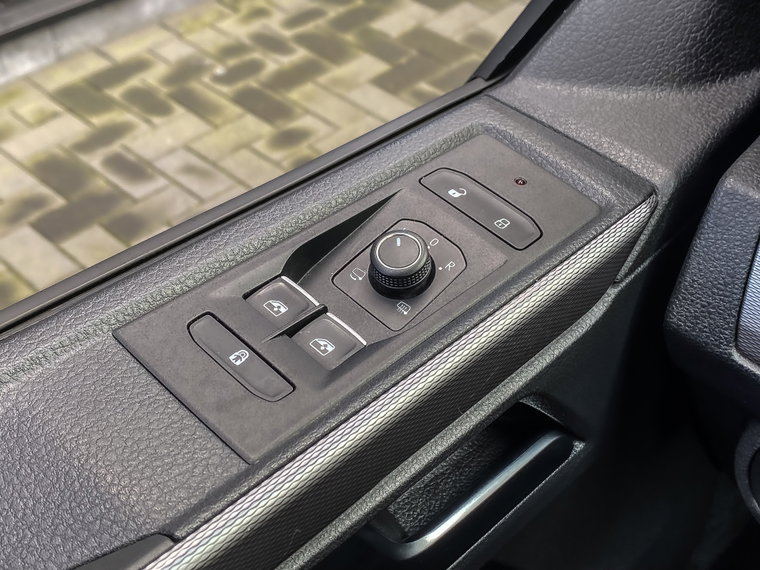 Vehicle Image 50