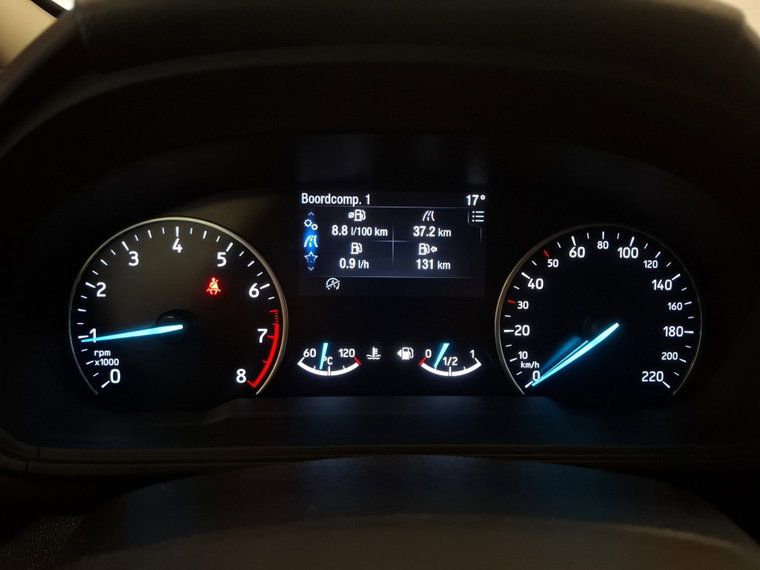Vehicle Image 16