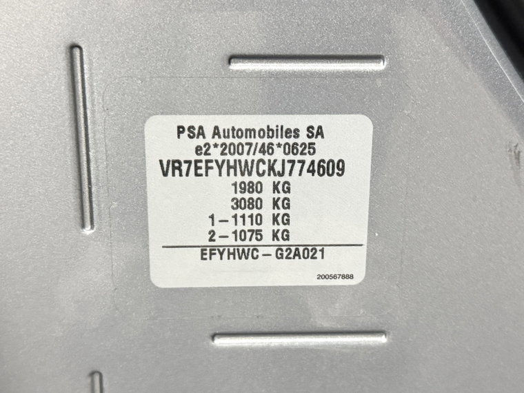 Vehicle Image 20