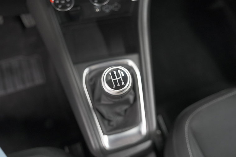 Vehicle Image 35