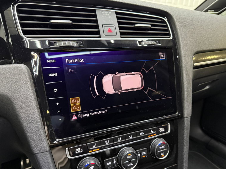 Vehicle Image 35