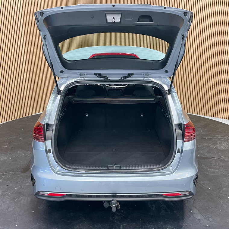 Vehicle Image 33