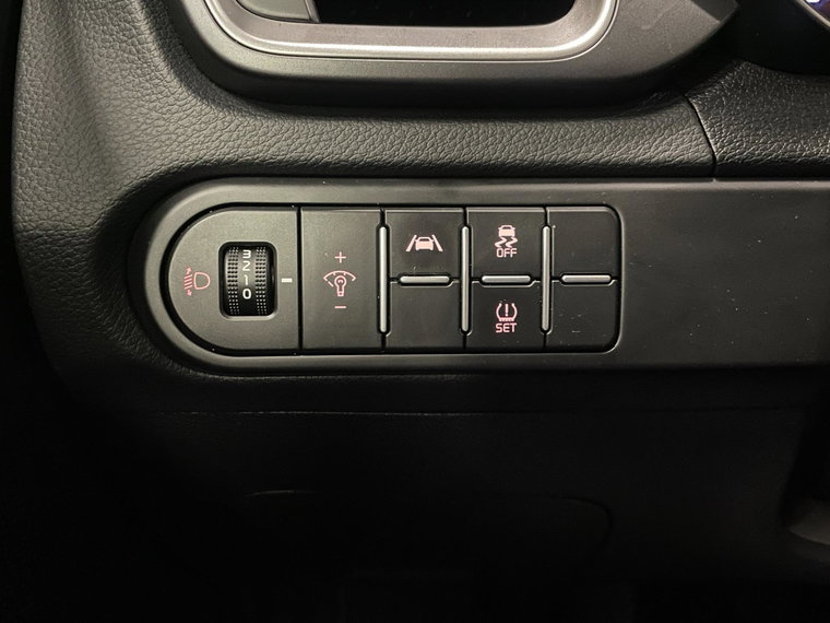 Vehicle Image 42