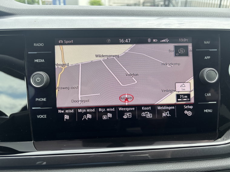 Vehicle Image 13