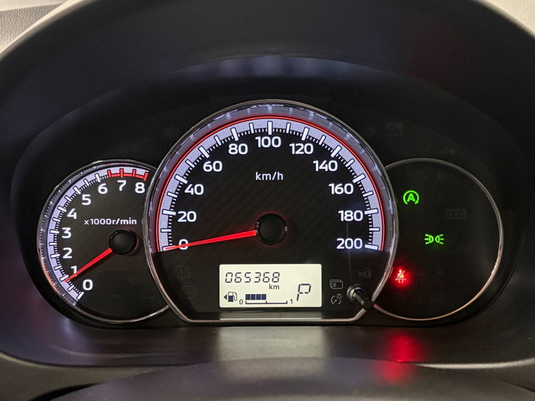 Vehicle Image 12
