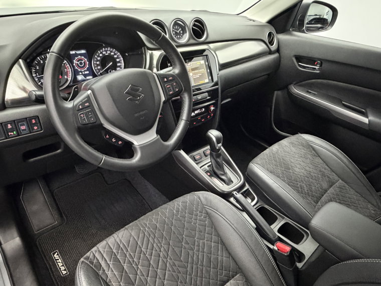 Vehicle Image 16