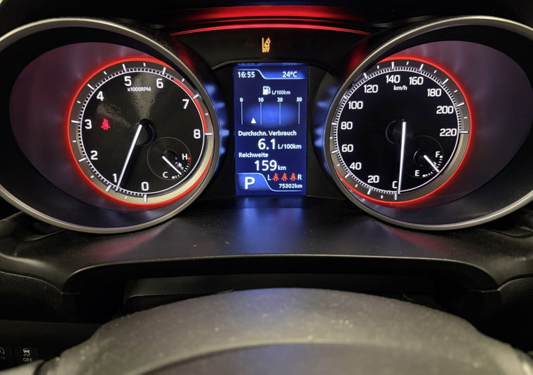 Vehicle Image 11