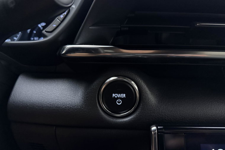 Vehicle Image 30