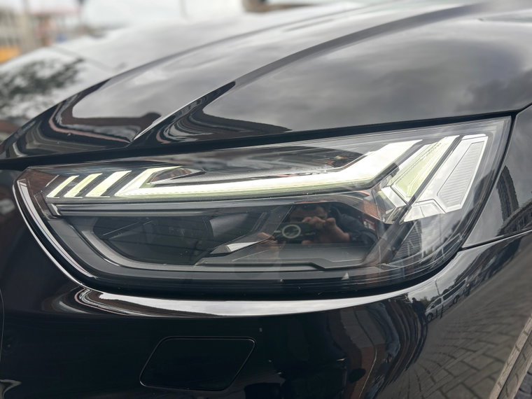 Vehicle Image 37