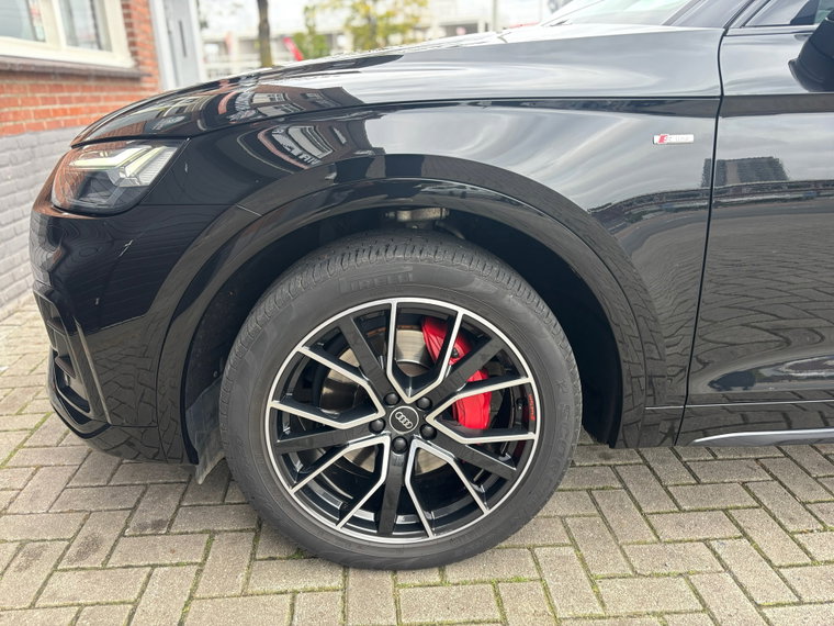 Vehicle Image 38
