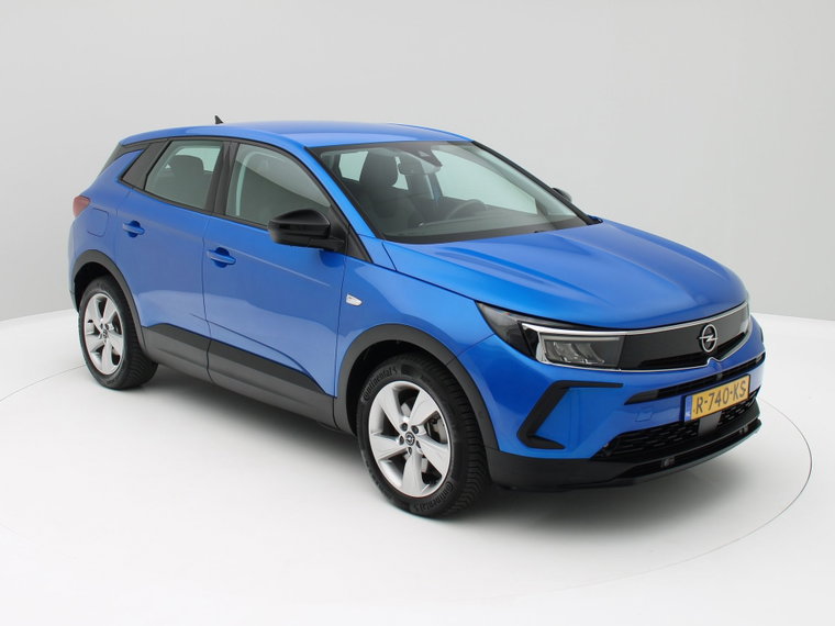 Vehicle Image 8